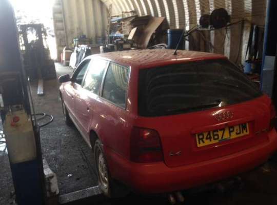 Audi A4 (8D, B5)