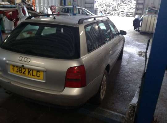 Audi A4 (8D, B5)