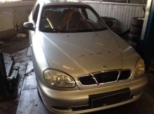 Daewoo Lanos (KLAT)