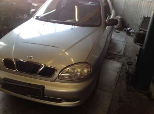 Daewoo Lanos (KLAT)