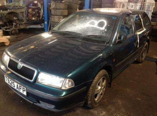 Skoda Octavia Tour (1U)