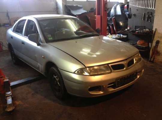 Mitsubishi Carisma
