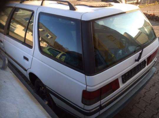 Peugeot 405