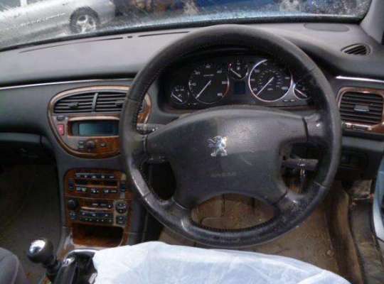 Peugeot 607
