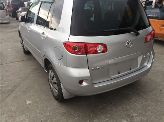 Mazda 2 I (DY)