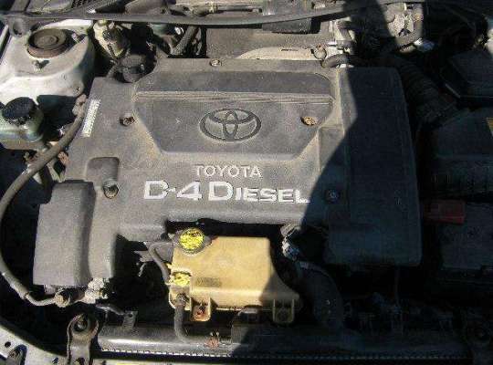 Toyota Avensis I