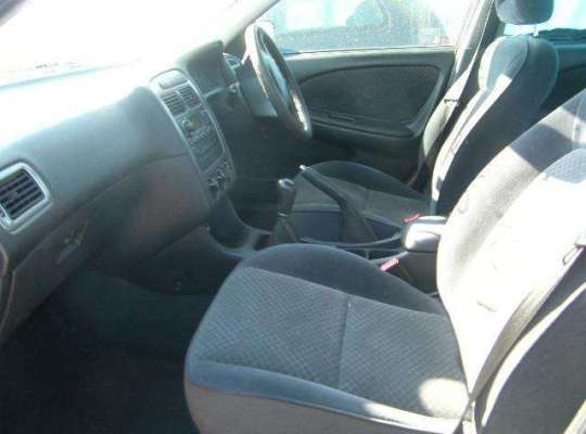 Toyota Avensis I