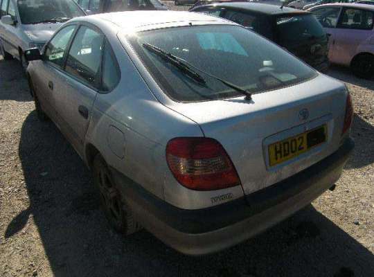 Toyota Avensis I
