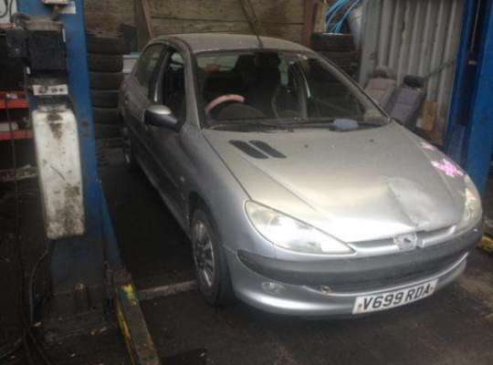 Peugeot 206