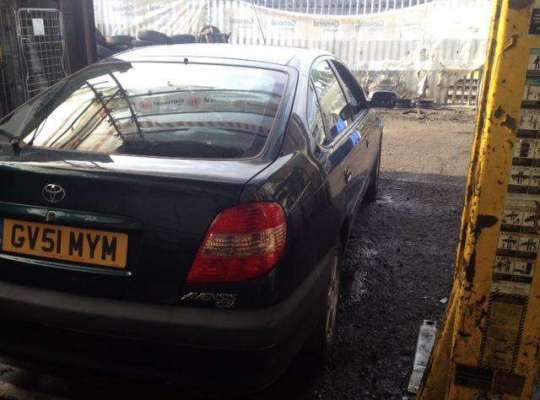 Toyota Avensis I