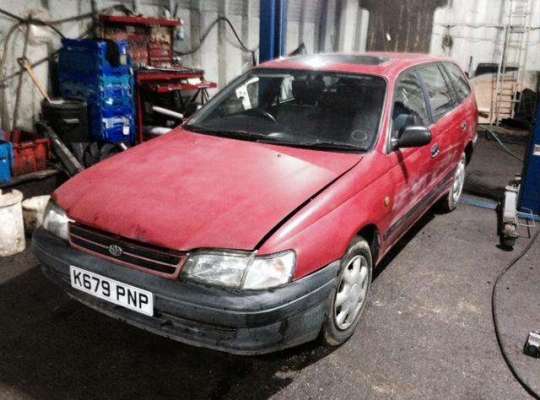 Toyota Carina E T19