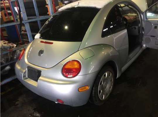 Volkswagen NEW Beetle (9C)