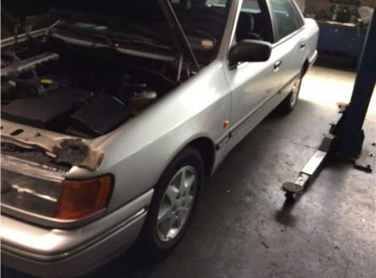 Ford Scorpio I GAE