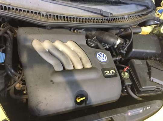 Volkswagen NEW Beetle (9C)