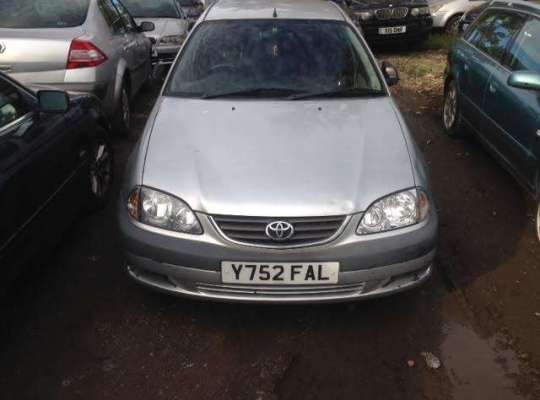 Toyota Avensis I
