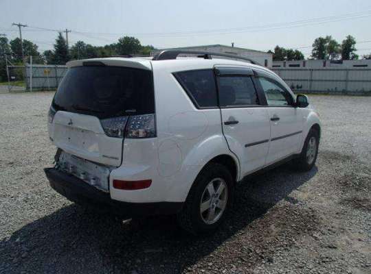 Mitsubishi Outlander XL