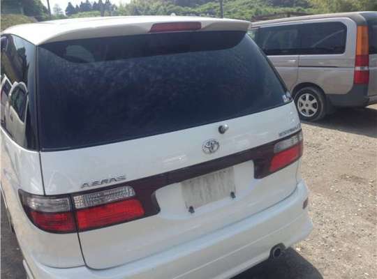 Toyota Previa 2
