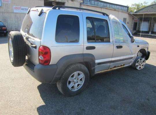 Jeep Cherokee II / Liberty (KJ)