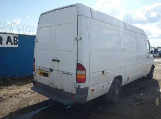 Mercedes-Benz Sprinter (903)