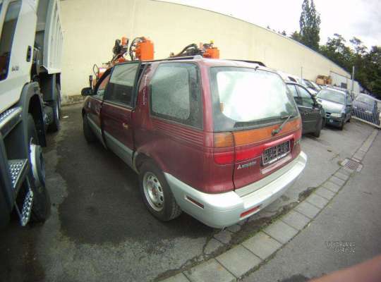 Mitsubishi Space Wagon (N3_W, UF)