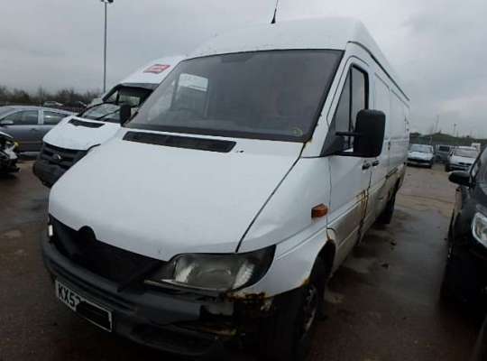 Mercedes-Benz Sprinter (903)