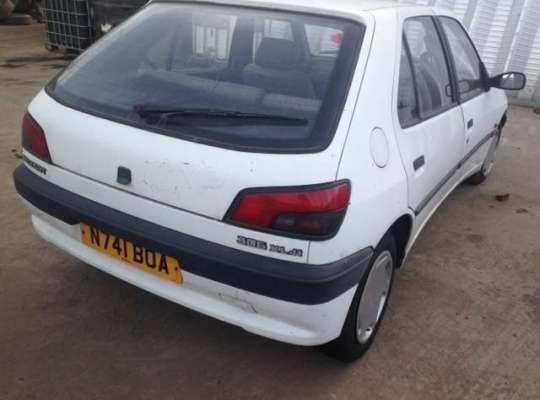 Peugeot 306