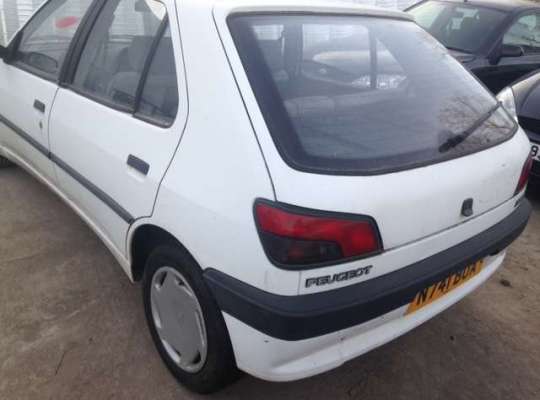 Peugeot 306