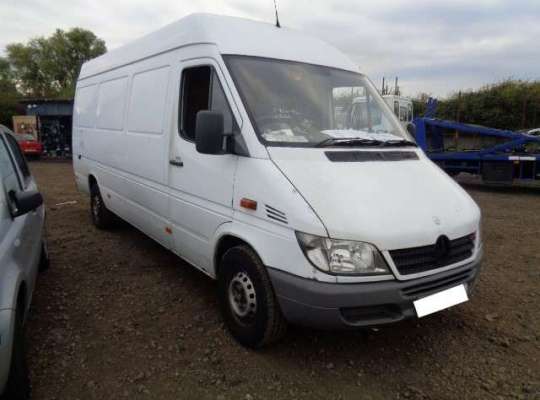 Mercedes-Benz Sprinter (903)
