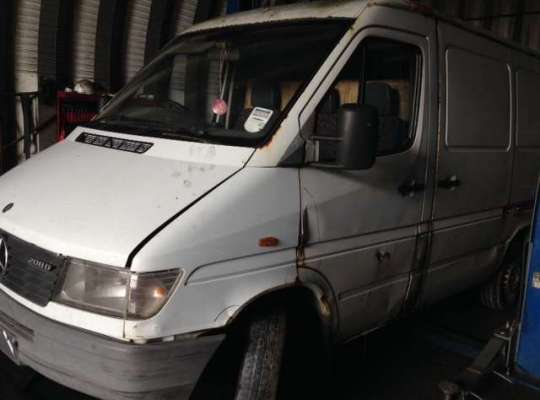 Mercedes-Benz Sprinter (903)