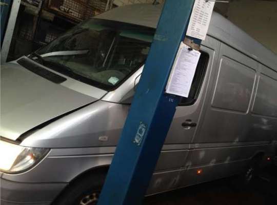 Mercedes-Benz Sprinter (903)