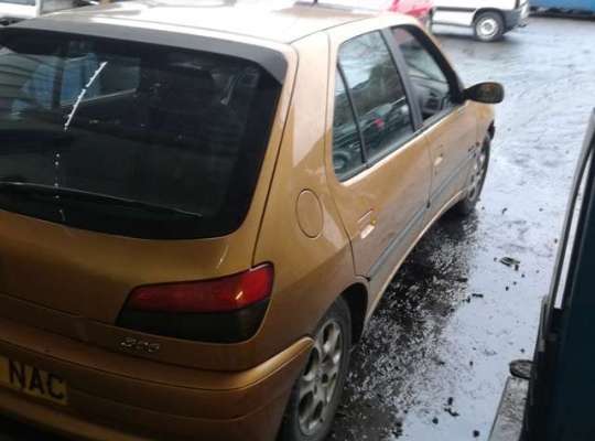 Peugeot 306