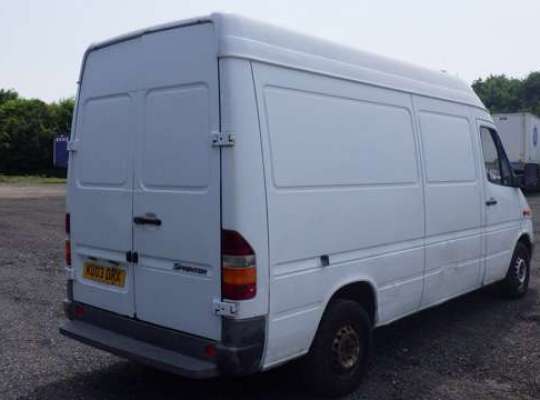 Mercedes-Benz Sprinter (903)