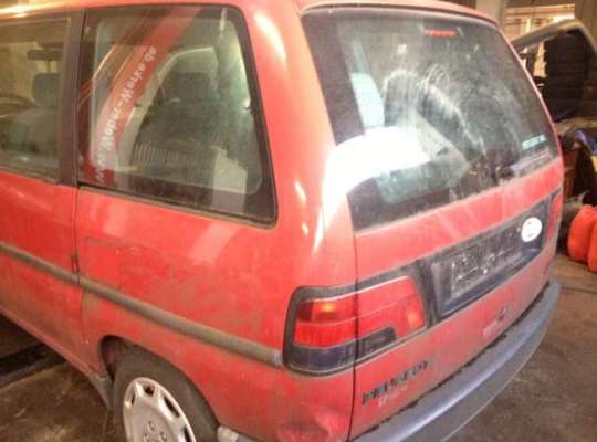 Peugeot 806