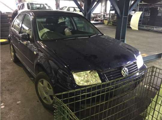 Volkswagen Bora (1J2)