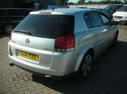 Opel Signum