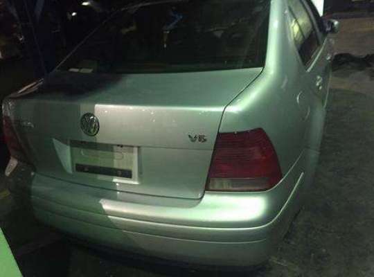 Volkswagen Bora (1J2)