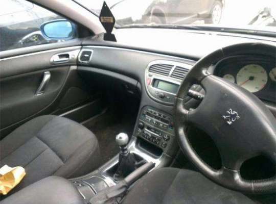 Peugeot 607