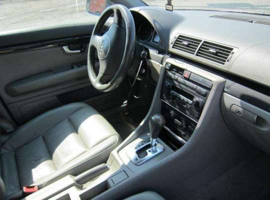 Audi A4 (8E/8H, B6)
