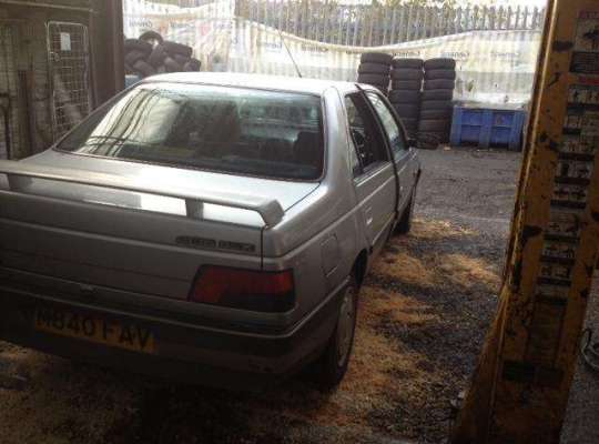 Peugeot 405