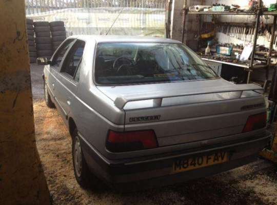 Peugeot 405