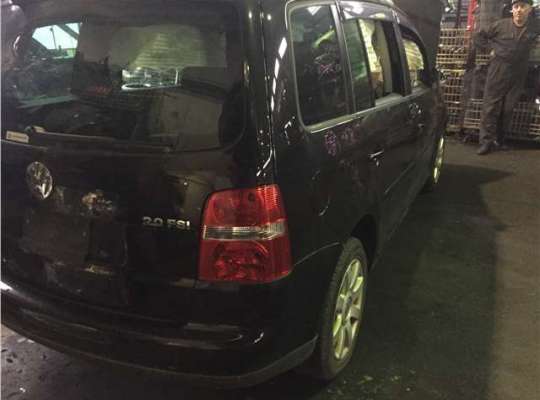 Volkswagen Touran I (1T)