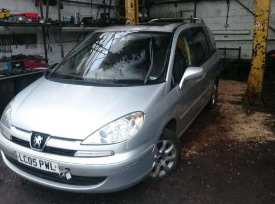 Peugeot 807