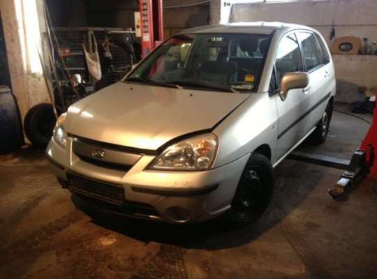 Suzuki Liana