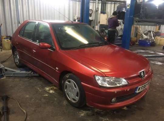Peugeot 306