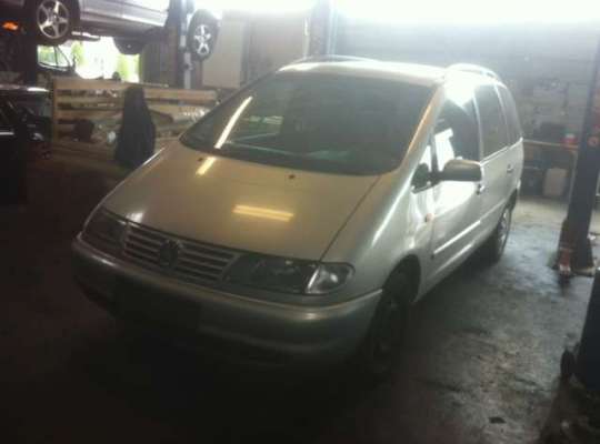 Volkswagen Sharan (7M)