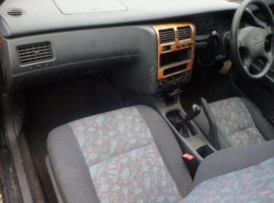 Toyota Carina E T19