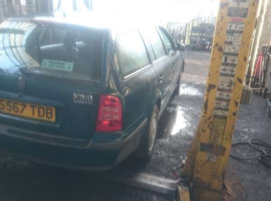 Skoda Octavia Tour (1U)