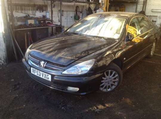 Peugeot 607
