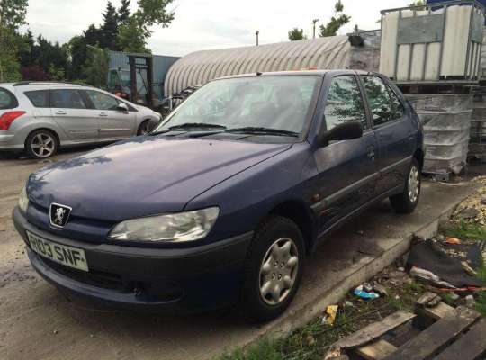 Peugeot 306