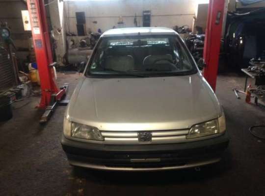 Peugeot 306